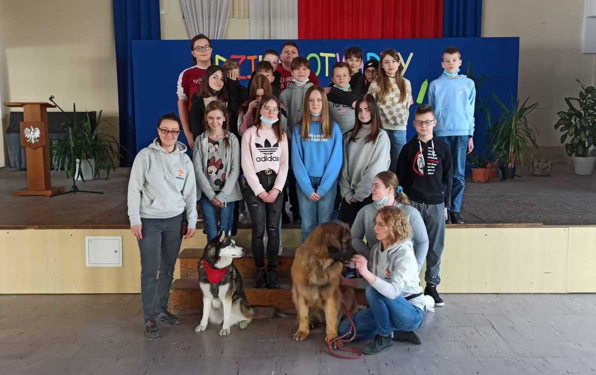 Zdjęcie do "EDUKACJA I TERAPIA Z PSEM" - Dzień 4