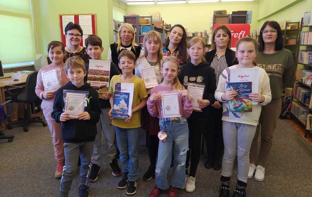 Zdjęcie do Konkurs pięknego czytania &bdquo;Czytanie dla pokoju"