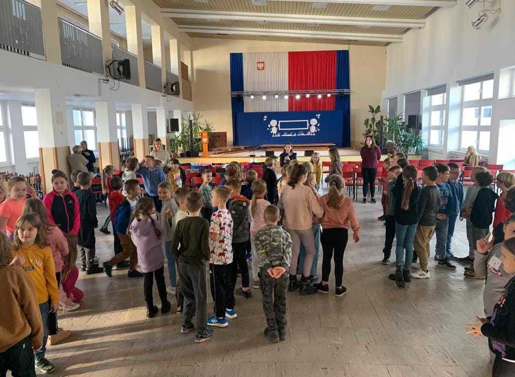 Zdjęcie do Projekt: "Widzę i pomagam"