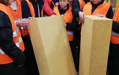 Zdjęcie do Wycieczka zawodoznawcza 8d do zakładu pracy