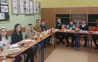 Zdjęcie do Wigilia Szkolnego Klubu Europejskiego