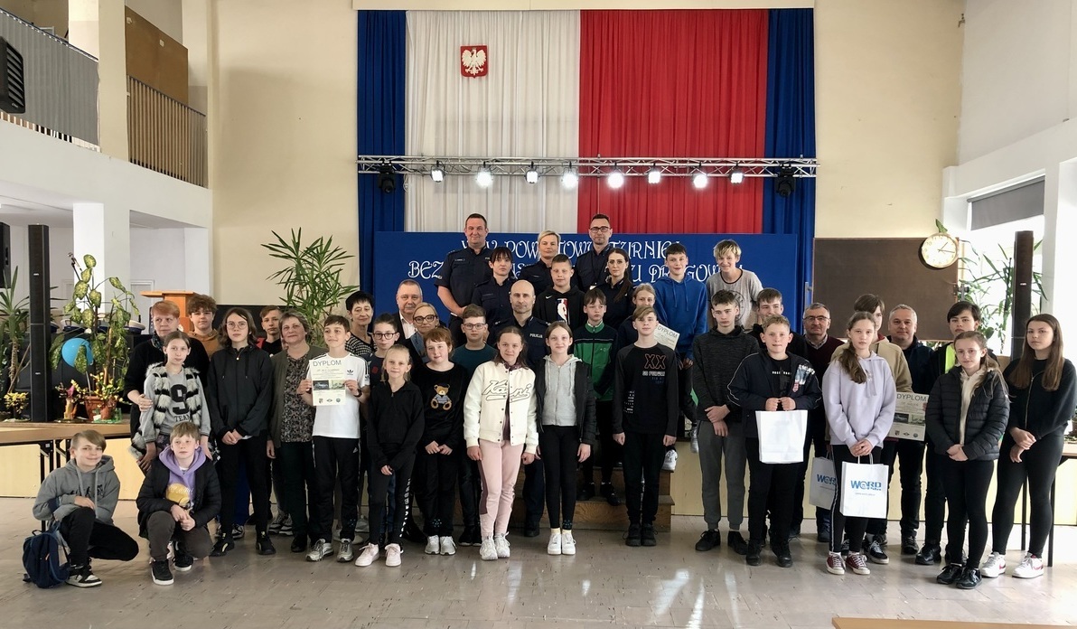 Zdjęcie do POWIATOWY TURNIEJ BEZPIECZEŃSTWA RUCHU DROGOWEGO