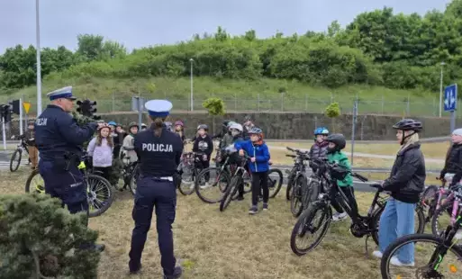 Zdjęcie do ĆWICZENIA PRZYGOTOWUJĄCE DO EGZAMINU NA KARTĘ ROWEROWĄ