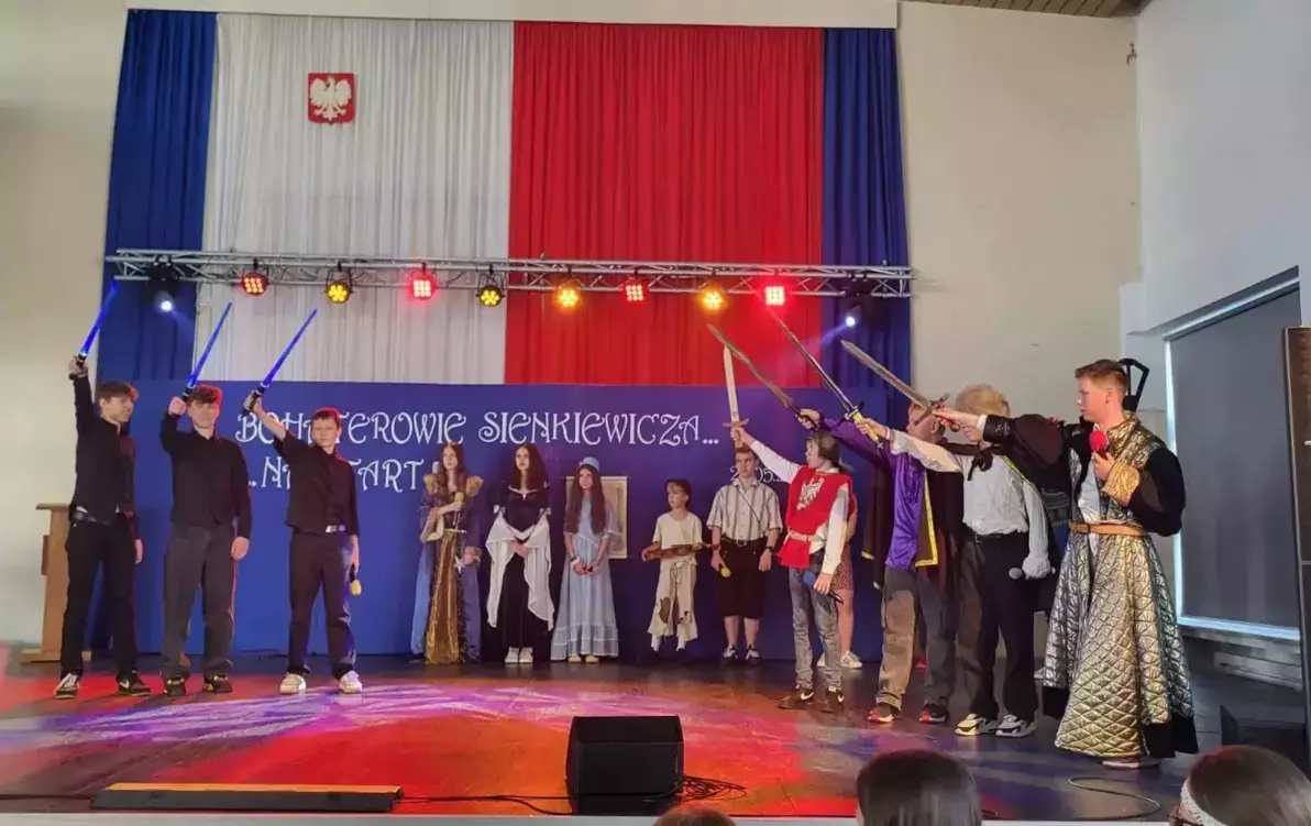 Zdjęcie do Święto Patrona &ndash; &bdquo;Bohaterowie Sienkiewicza na start!&rdquo; &nbsp;