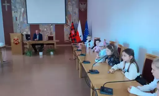 Zdjęcie do Wizyta w Urzędzie Miasta Czarnk&oacute;w.