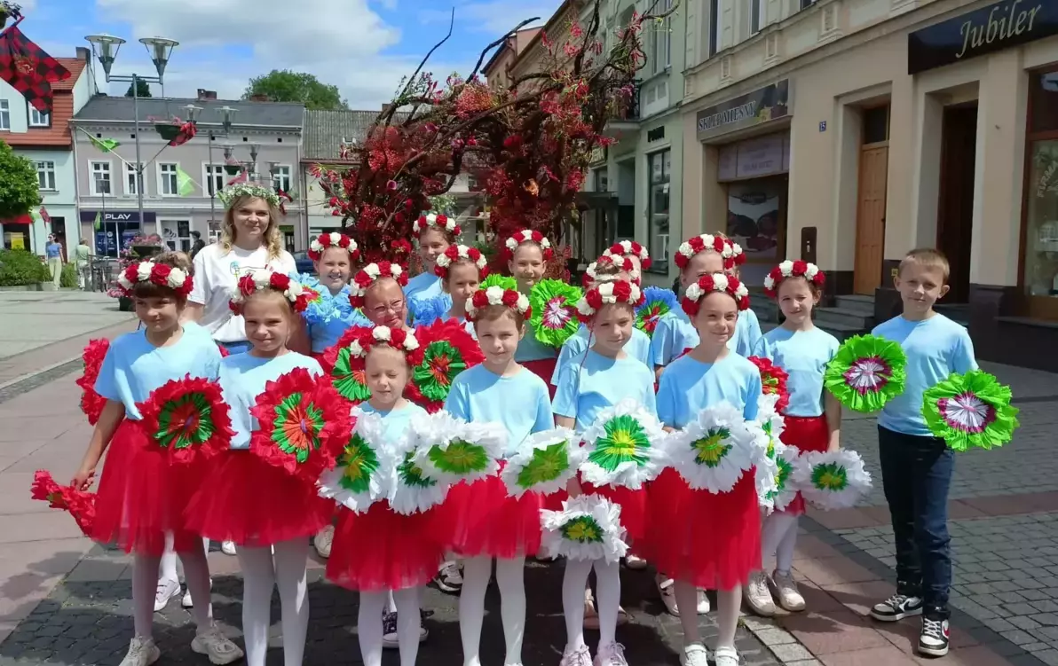 Zdjęcie do Festiwal kwiat&oacute;w - Dni Ziemi Czarnkowskiej