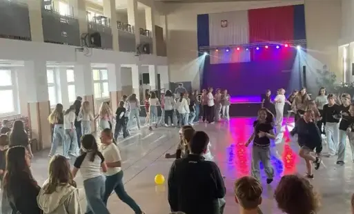 Zdjęcie do Dyskoteka z okazji Dnia Chłopaka