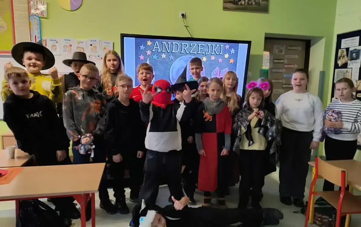 Zdjęcie do Andrzejki w Jedynce!