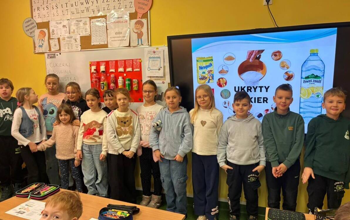 Zdjęcie do Ile cukru jest w napojach? &ndash; projekt edukacyjny uczni&oacute;w.
