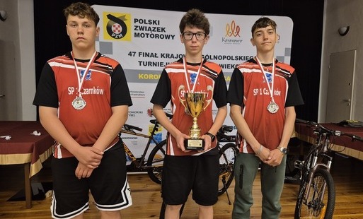 Zdjęcie do Uczniowie Jedynki w finale krajowym BRD &ndash; 10. miejsce w Polsce