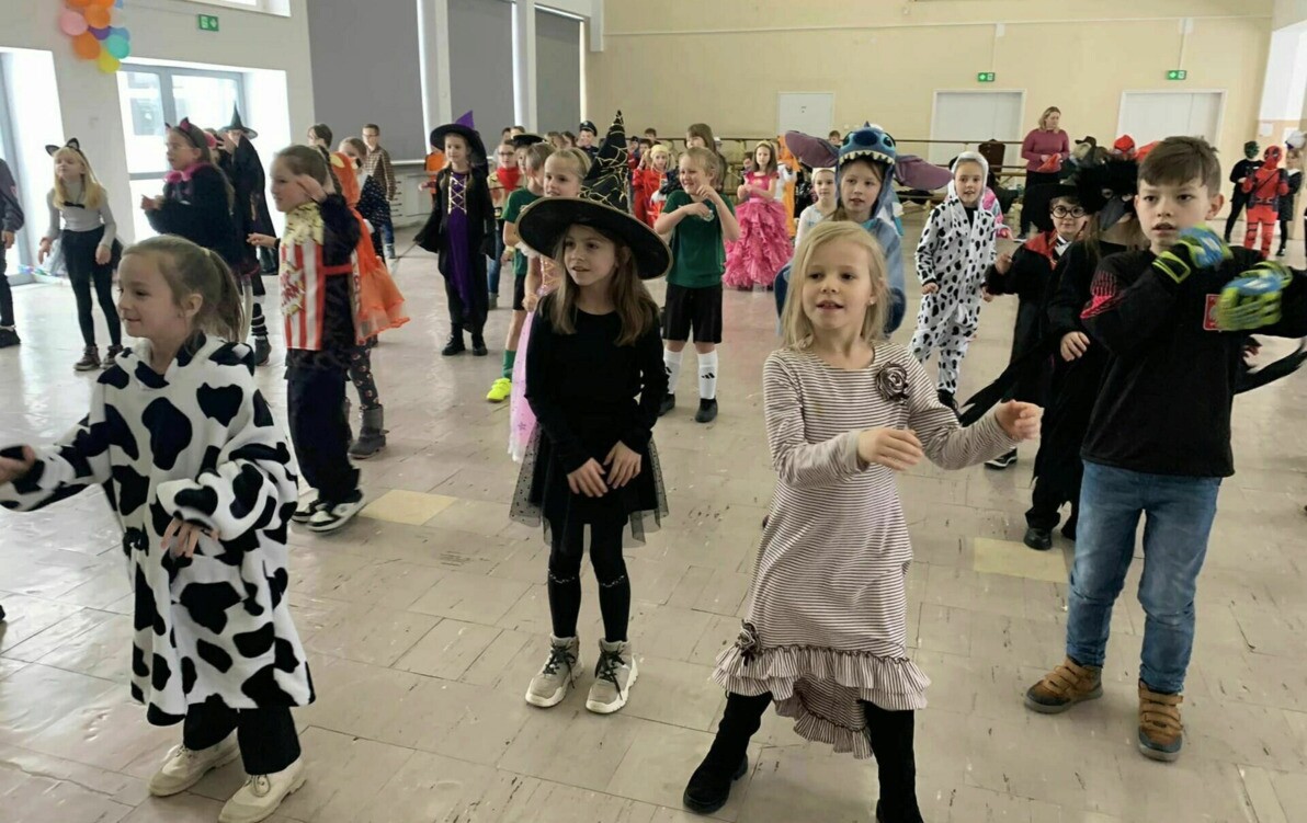Zdjęcie do Bal klas I - III 