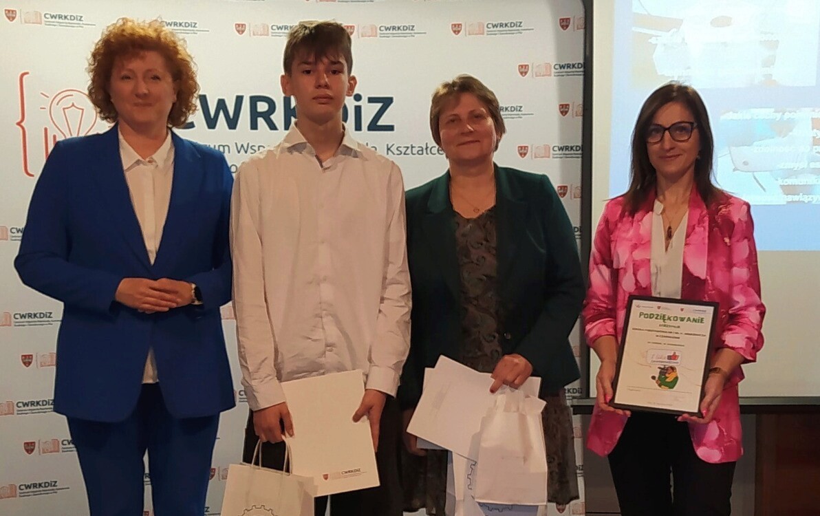 Zdjęcie do WYR&Oacute;ŻNIENIE W KONKURSIE ZAWODOZNAWCZYM "I LIKE ZAWODOWSTWO&rdquo; &nbsp; &nbsp; &nbsp;